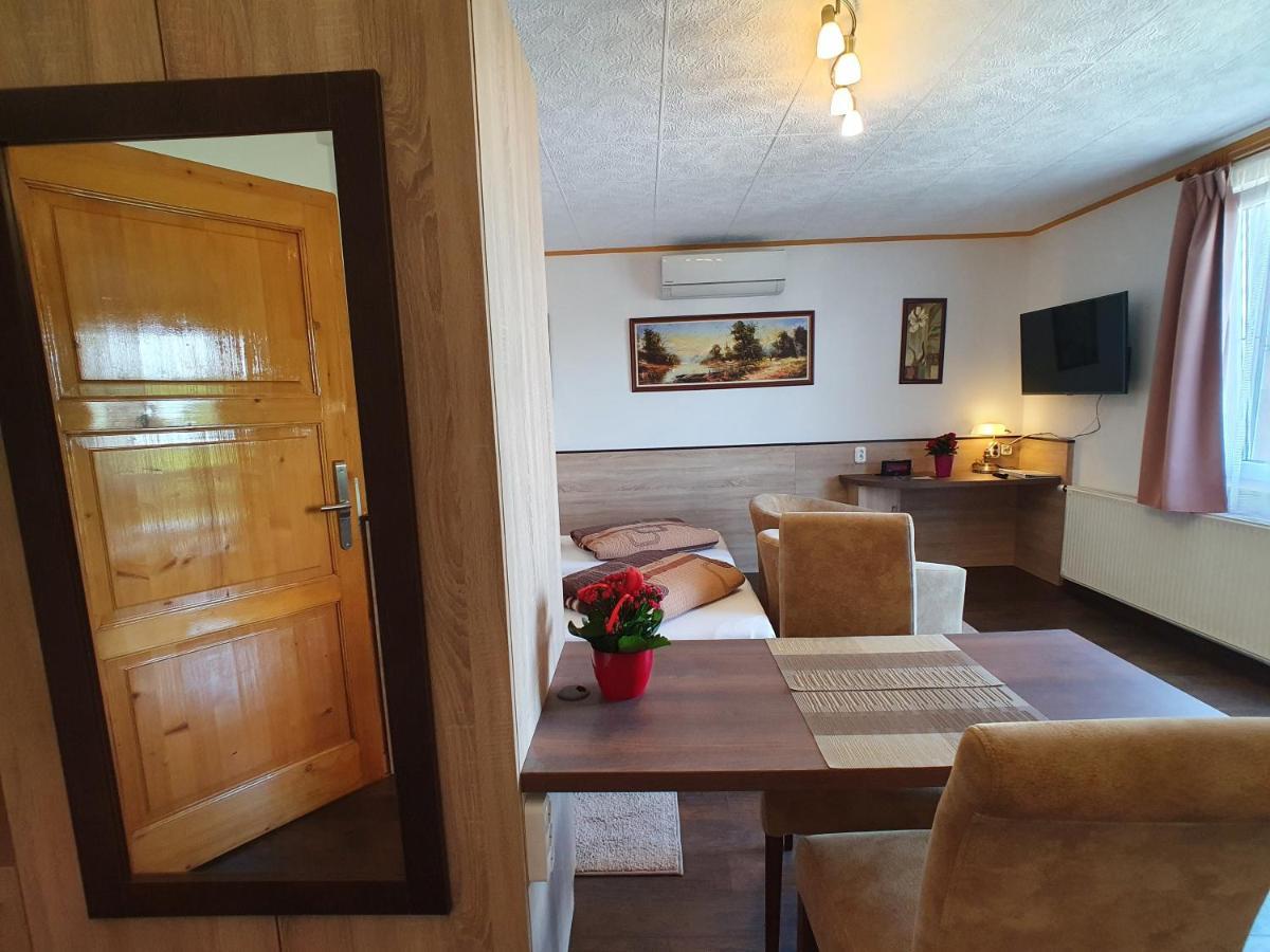 Heviz Villa Familia Bagian luar foto